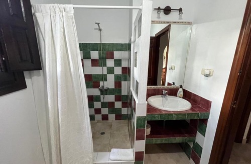 Jimera de Libar House | Casa Lirios