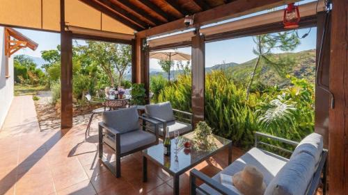 El Borge Villa | Casa Lorpica El Borge by Ruralidays