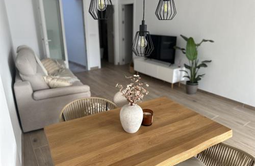 Alcala de los Gazules Apartment | Casa Los Alcornocales - Terraza Privada con Chillout y Comedor al Aire Libre