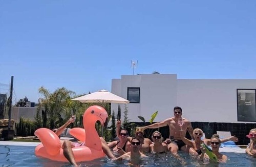 Estepona Villa | Casa M² Estepona and Marbella getaway-Sleeps 10