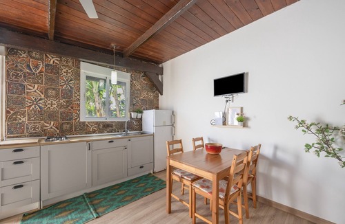 El Palmar Apartment | Casa Marina - Sunwaves El Palmar, 5 min from the beach, private garden & Wi-Fi