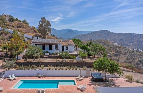 Competa Villa | Casa moderna de gran capacidad AX-1CP - Cómpeta, Costa del Sol