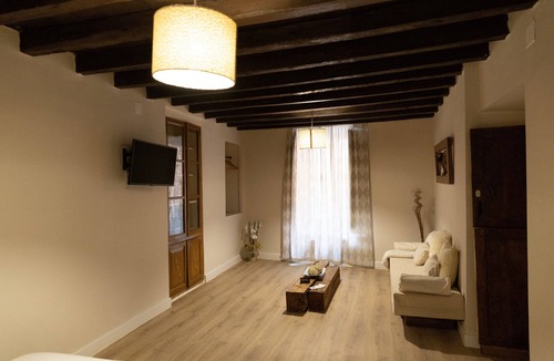 Toro Apartment | Casa Nicola - A 16th-century house with an underground wine cellar in the historic district