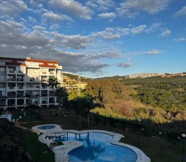Puerto de la Duquesa Apartment | CASA PERFECTA PARA PAREJAS Y FAMILIA (MANILVA)