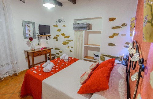 Laroya Other | Casa Picachico