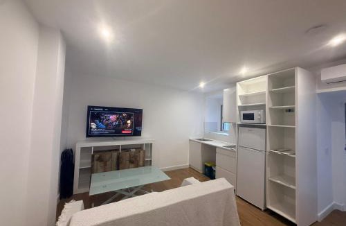 La Trinidad-San Juan y Todos los Santos Apartment | Casa Plaza Profesor Lopez Neyra