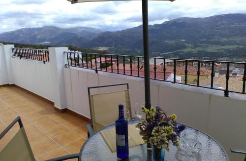 Cortes de la Frontera Apartment | Casa Quercus con piscina privada