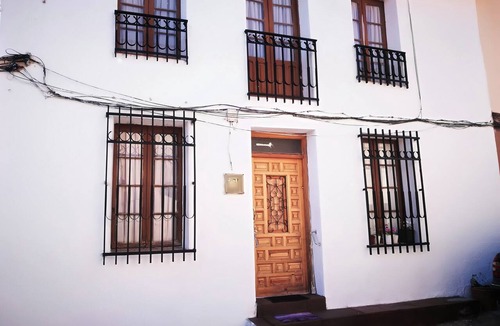 Valtiendas Cottage | Casa Real - Single-family home available for whole-home rental. Pets are allowed.