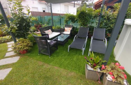 Marron House | Casa roja