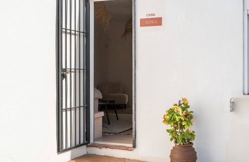 Torreguadiaro House | Casa Rosa, Frontline Beach House