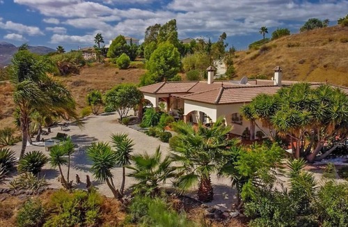 Vinuela Villa | Casa Rosala, lake view+Maroma mountain+white villages and with private pool