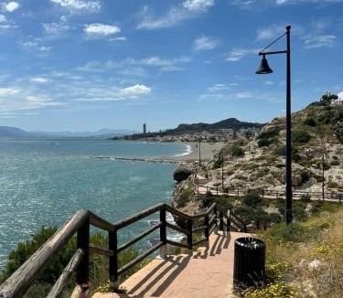 Velez-Malaga Villa | Casa Rural Chimenea parking y Piscina chilches