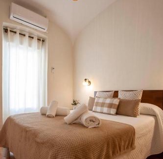 Cordobilla de Lacara House | Casa rural con piscina La Salamandrija