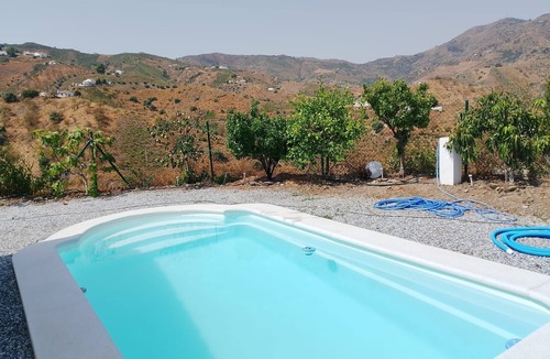 El Borge House | 'Casa Rural Cuesta Málaga' with Mountain Views, Private Pool, and Air Conditioning