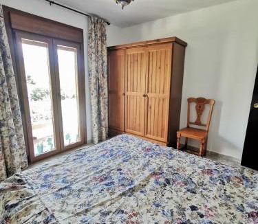 Vinuela House | Casa Rural El Castillo