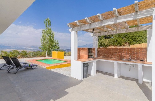 El Borge Villa | Casa Rural el Nogal Cútar by Ruralidays