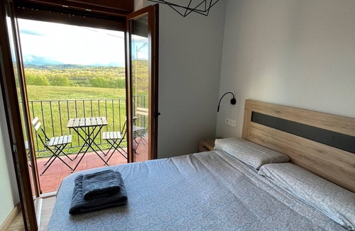 Cabezon de la Sierra House | Casa Rural La Traviesa de la Demanda