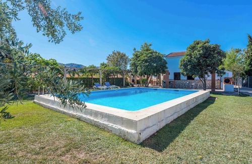 Archidona Villa | Casa Rural Huertas del Rio Archidona by Ruralidays