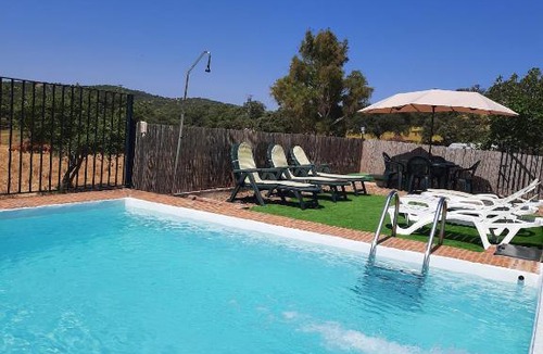 Cazalla De La Sierra House | CASA RURAL LA DEHESILLA