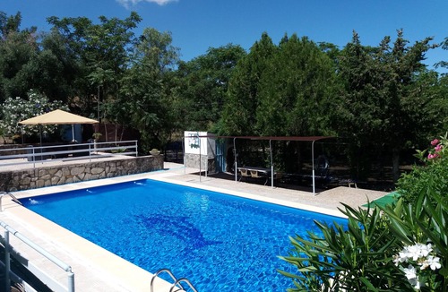 Prado del Rey Ski Chalet | Casa Rural La Jaima ideal for families, groups of friends, etc.
