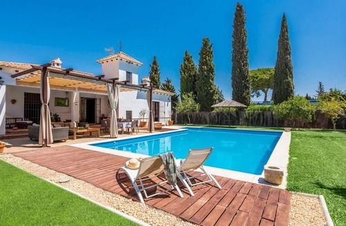 Marchena Villa | Casa Rural La Teja Marchena by Ruralidays