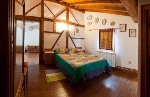 Cabezas Bajas House | Casa Rural Lucía es una casa rural amplia con patio ideal para familias