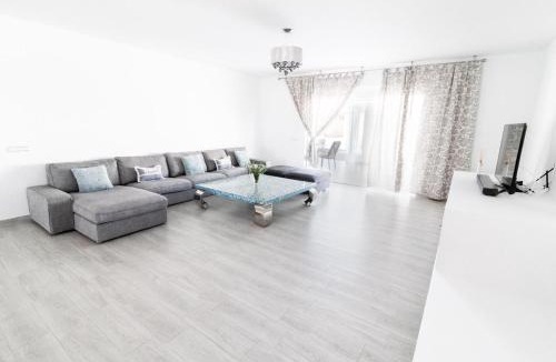 Marchena House | Casa rural Villa Myj