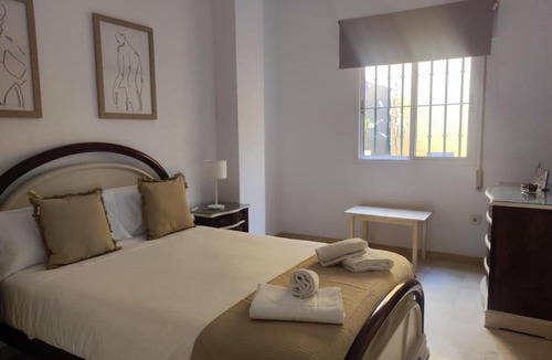 San Lorenzo Apartment | Casa Santa Ana. Patio Privado