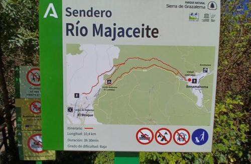 El Bosque House | CASA SENDERO DEL RIO