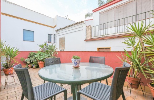 San Bartolome Ski Chalet | Casa Sevillana - Three Bedroom Chalet, Sleeps 4