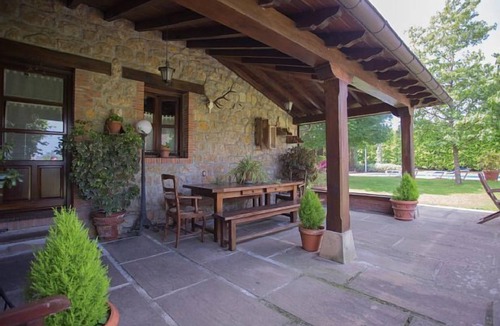 Quijas Cottage | Casa Solallosa 112 for 13 people