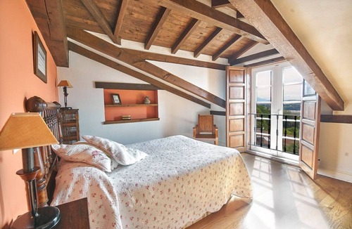Comillas Ski Chalet | Casa Taté in Trasvía, Comillas — Space and serenity to share