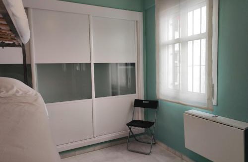 Doctor Barraquer-Grupo Renfe-Policlinico Apartment | Casa Torrijiano.Parking Gratis!.