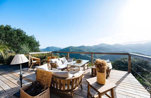 Coripe House | Casa Tres Sierras – Renovated Andalusian Country House with Mountain Views