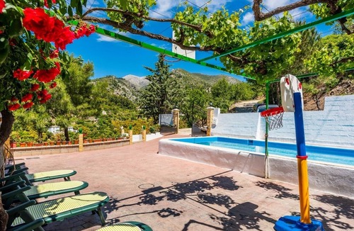 Alozaina Villa | Casa Victoria Alozaina by Ruralidays