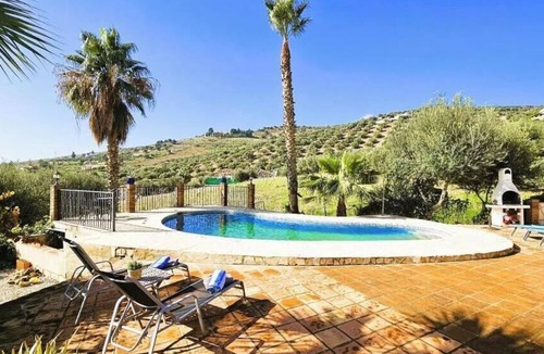 Alcaucin House | Casa Vista: Vacation Home with a Heated Pool