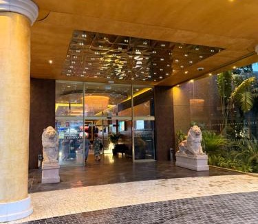 Puerto de la Duquesa Apartment | Casaberian Manilva Beach Estepona, Marbella, Malaga, SPAIN