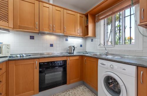 Oasis del Capistrano Apartment | Casablanca 25 Oasis Properties