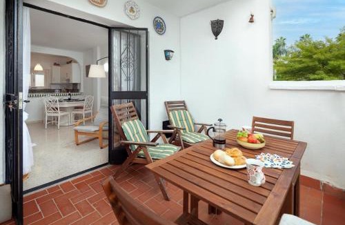 Oasis del Capistrano Apartment | Casablanca 46 Oasis Properties