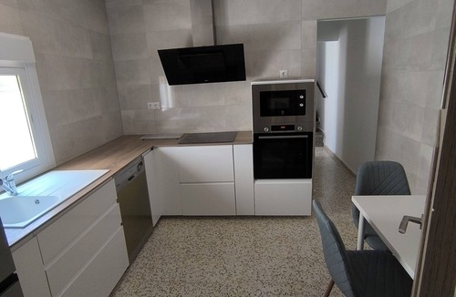 Ciudad Jardin House | Casacasini 1B-Family-friendly 2-bedroom home with sofa bed and terrace in Málaga