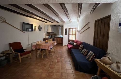 Galera House | Casas Cueva El Mirador de Galera for 7 people