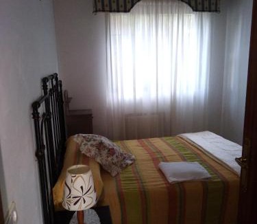 Cazalla De La Sierra House | Casas del Madroño