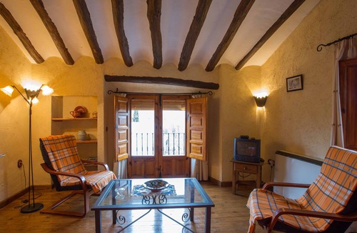 La Alqueria Apartment | Cascada Apartment: sound of life