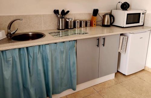 Huercal-Overa Apartment | Casita-1 To 5Guests-Pool-Patio-Bbq-Parking