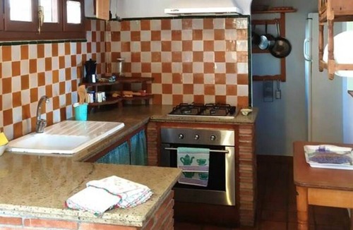 Orgiva Cottage | Casita de la Huerta: Quiet house with beautiful views over the valley