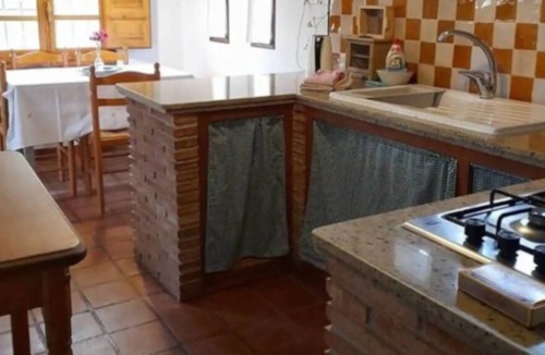 Orgiva Cottage | Casita de la Huerta: Quiet house with beautiful views over the valley