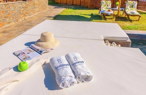 Mezquitilla Villa | Casita El Puerto Vélez-Málaga by Ruralidays