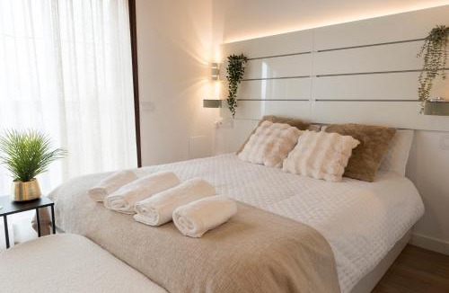Collado Hermoso House | Casita Romántica con Suite y Bañera en la Sierra "Colladito de Alce"