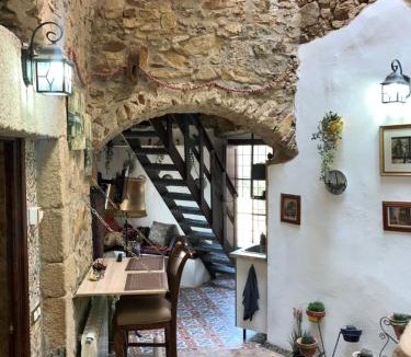 Castell-Platja d'Aro Cabin | Castell de Tati