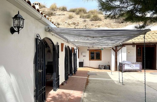Cullar House | Cave House in Cúllar near Tabernas Desert